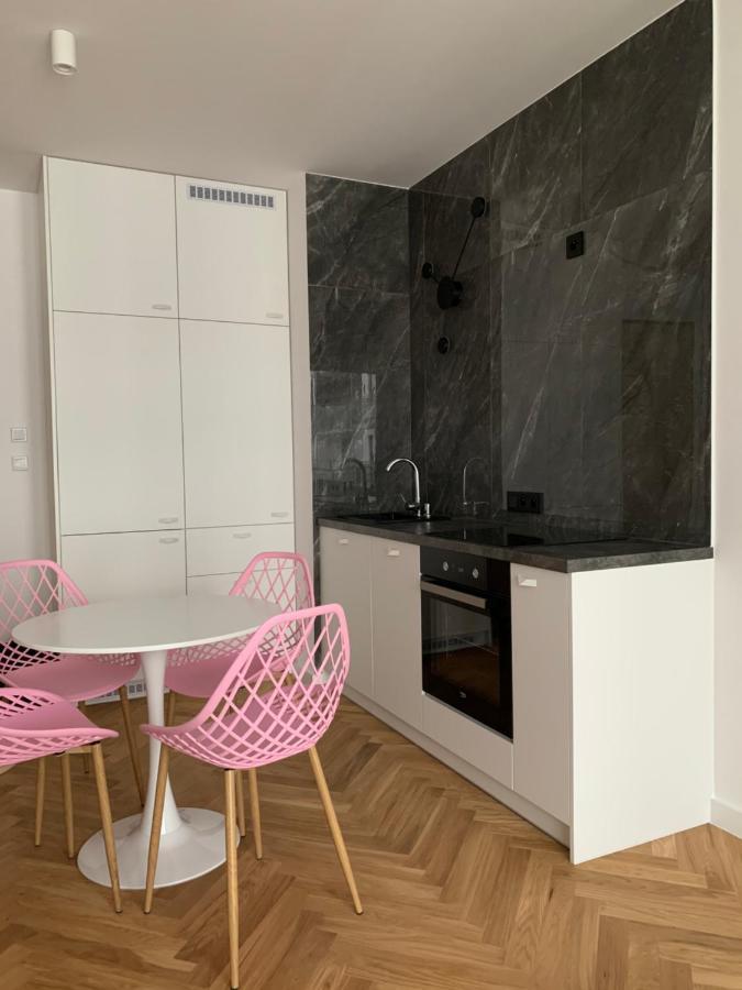 Apartamenty Wola Goleszowska Varšava Exteriér fotografie